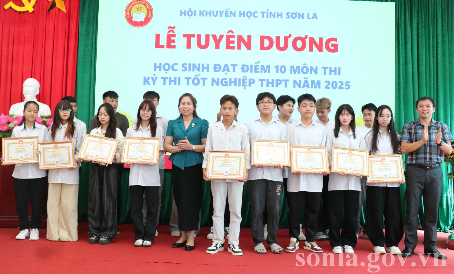 anh tin bai